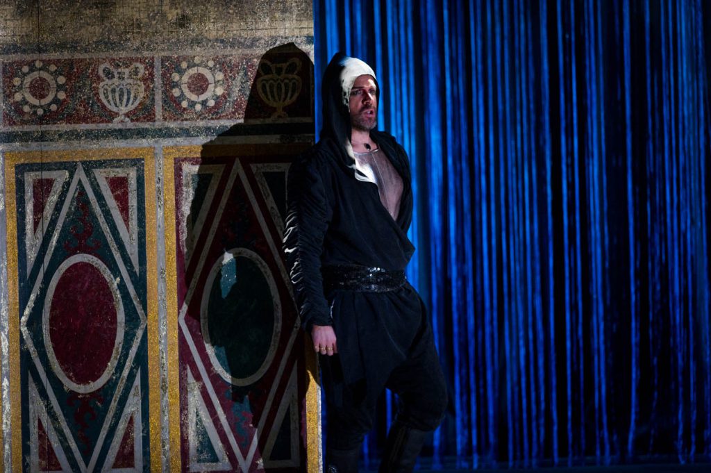 takis | Ottone (2014). English Touring Opera (08)