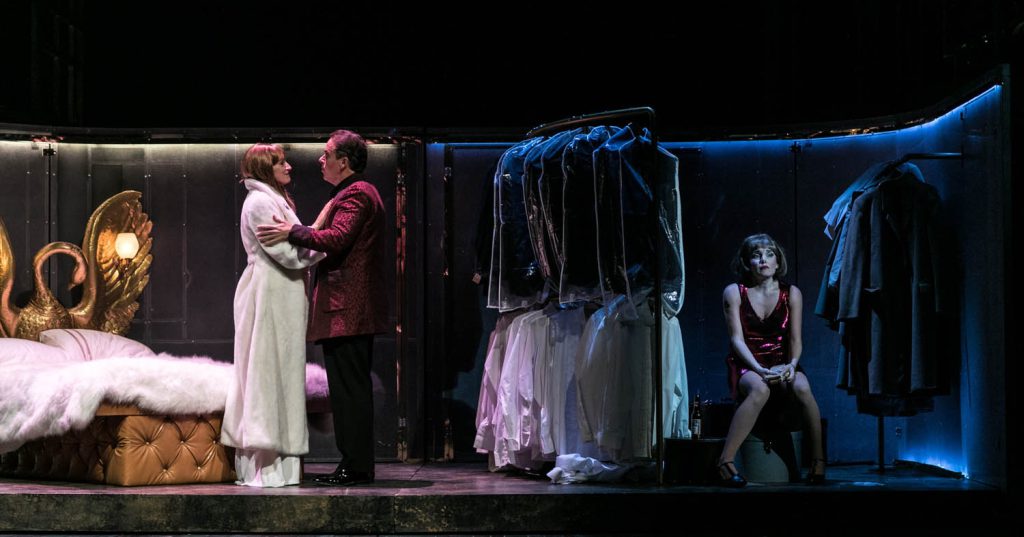 takis DESIGN - Sweet Charity, 2018 (04) Nottingham Playhouse